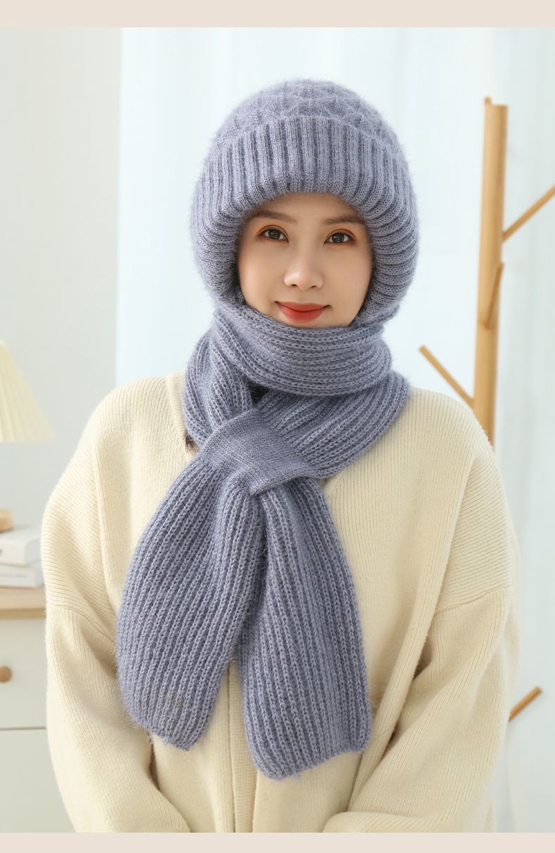 Women's Fleece-lined Scarf And Hat