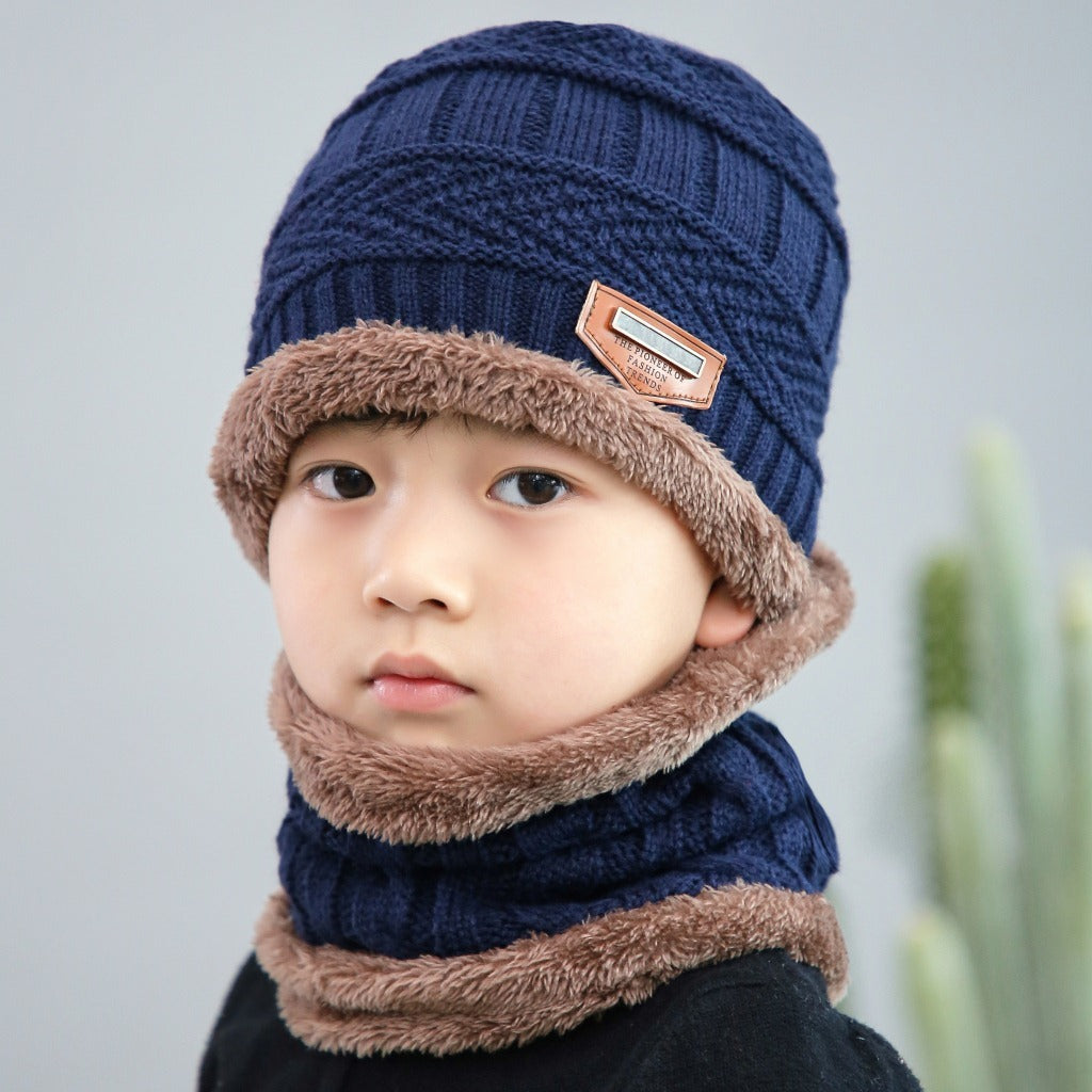 Men's knitted hat with woolen cap